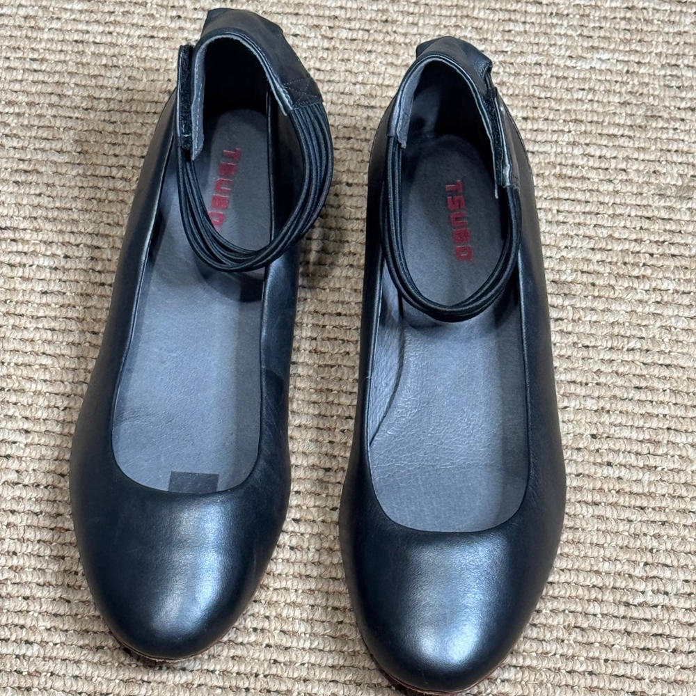 Tsubo Gylda Ankle Strap Wedged Ballet Flats Sz 9 Black Comfort Balletcore